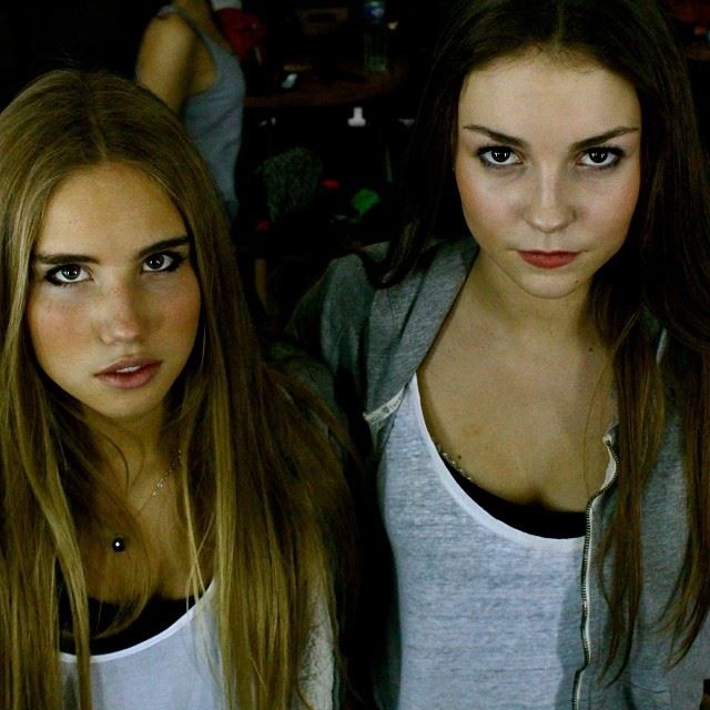 Фанатке из Бельгии модельный контакт,  Аксель Деспигелэр, Axelle Despiegelaere, болельщице модельный контракт L'Oreal, 