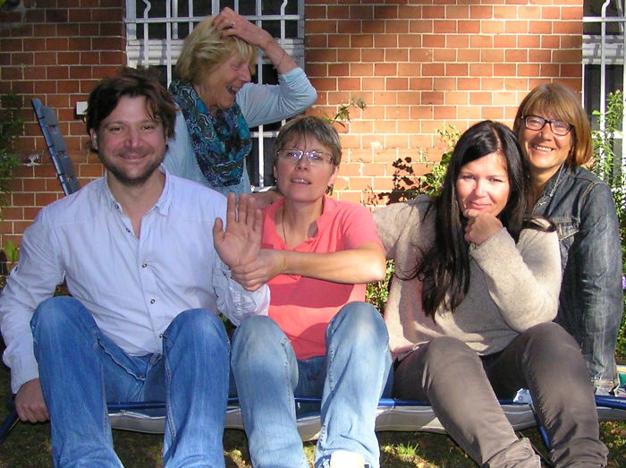 тогда и сейчас, люди повторяют старые фото, повторили детские фото, фото спустя время