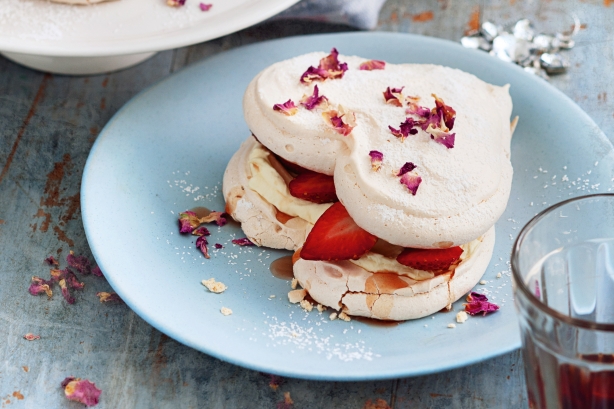 Лучшие романтические десерты ко Дню всех влюблённых рецепты день святого валентина, valentine's day, еда, в форме сердца