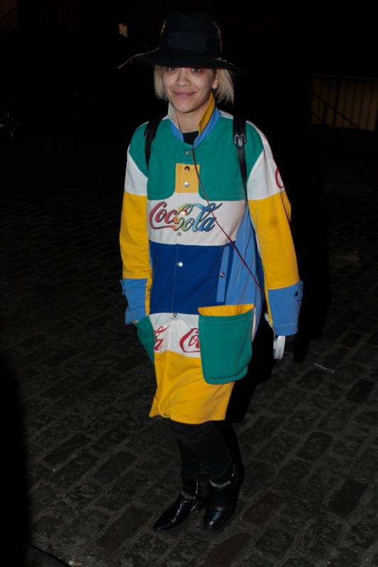 странные наряды звезд, красная дорожка, знаменитости