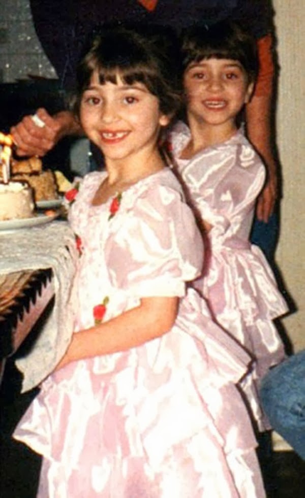 Сёстры-близняшки с одинаковыми пластическими операциями, Lucy Anna DeCinque, до и после