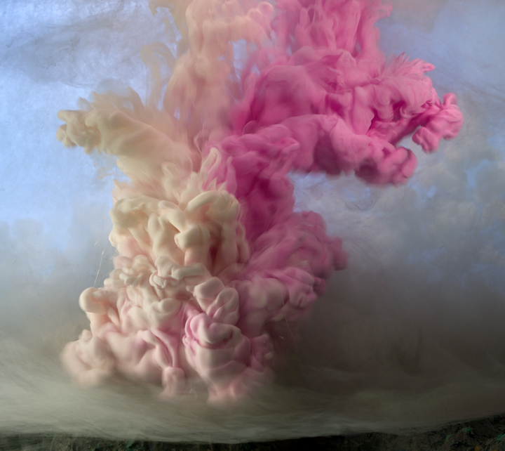 Картины из краски и воды, художник Ким Кивер, Kim Keever, цветной дым, туман