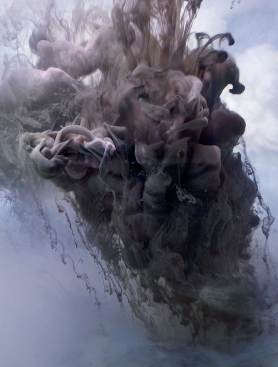 Картины из краски и воды, художник Ким Кивер, Kim Keever, цветной дым, туман