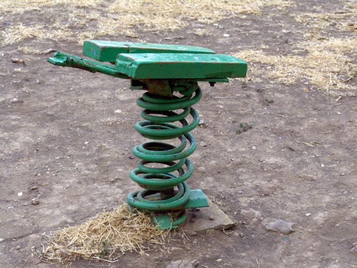 Почему российские ЖКХ так не любят детей? ужасы российских дворов, ЖКХ-арт, россия