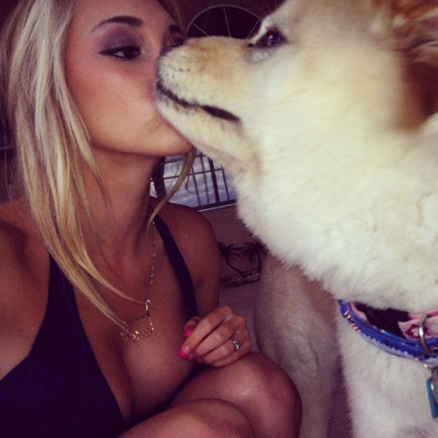 Анна Фэйт - новая звезда интернета, имеющая поразительное сходство с героиней мультфильма Анна Фэйт, Anna Faith, девушка похожа на Эльзу, Анна Фэйт героиня Холодное сердце