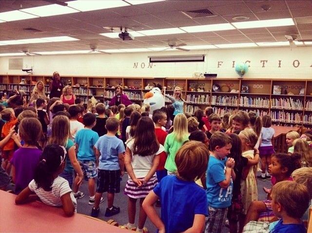 Анна Фэйт - новая звезда интернета, имеющая поразительное сходство с героиней мультфильма Анна Фэйт, Anna Faith, девушка похожа на Эльзу, Анна Фэйт героиня Холодное сердце