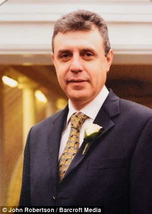 Из приличного семьянина в татуированное нечто забил всё тело татуировками, Кит Гордон, Keith Gordon, на старости забил тело татуировки, все тело тату Кит Гордон