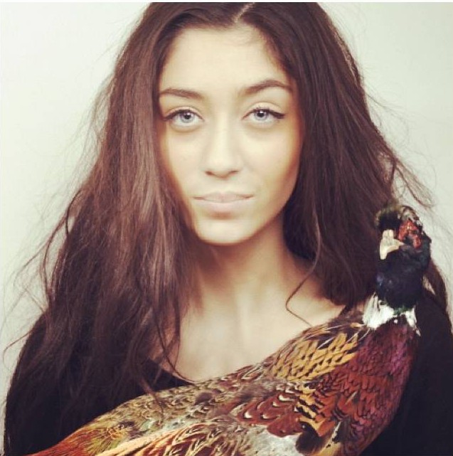 Таксидермистка съедает мясо животных, Эль Кей Elle Kaye