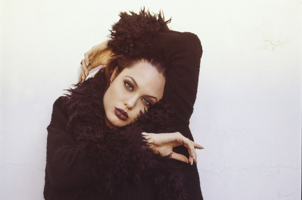 Интимныe тайны Анджелины Джоли, открывающие актрису с другой стороны интимные тайны анджелины джоли, скелеты в шкафу анджелина джоли