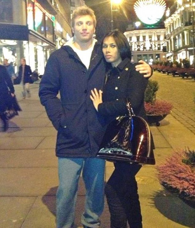 Сумасшедший шеф-повар из Австралии убил и сварил свою жену-транссексуала Marcus Peter Volke, Маркус Фольке, Mayang Prasetyo, Майанг Прасетио, повар убил жену транссексуала,