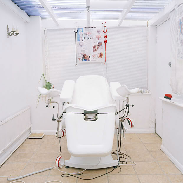 Кэйт Петерс, Kate Peters, Да госпожа, yes mistress