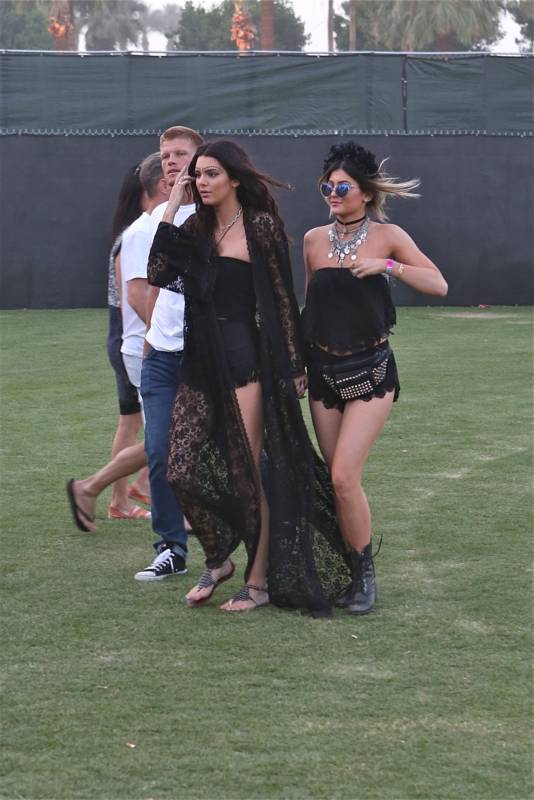 самые странные наряды звёзд, нелепо одетые звёзды, наряды знаменитостей