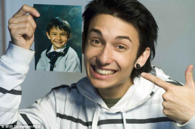 Кончита Вурст до превращения, Кончита Вурст в детстве, Томас Нойвирт до превращения, татуировка Кончиты Вурст, родители Кончиты Вурст