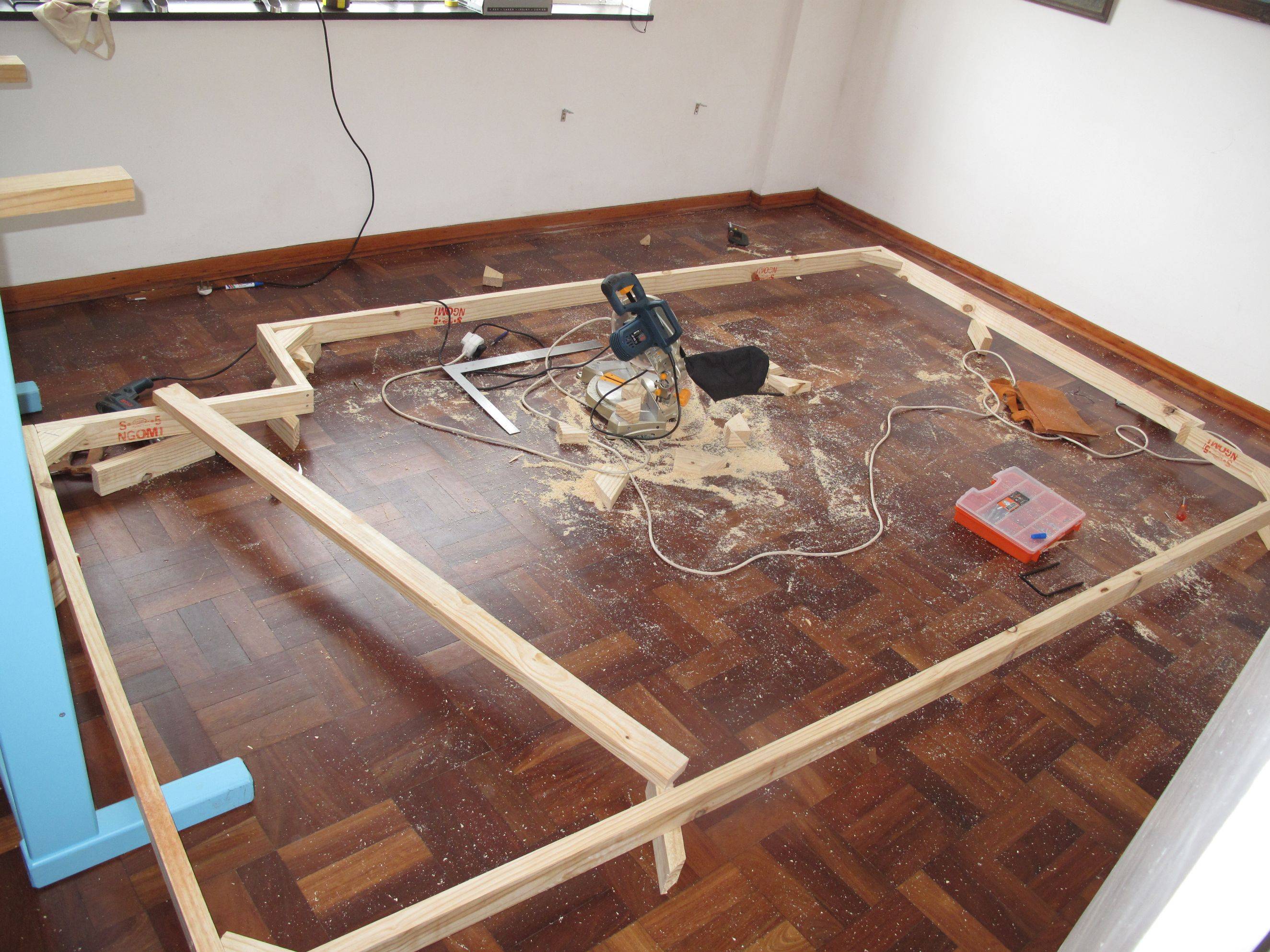 офис из спальни, рабочий офис из комнаты для гостей