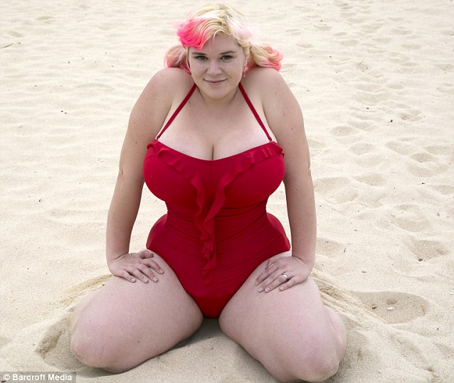 фанатка Джессики Рэббит, девушка хочет похожей на Джессику Рэббит, Пенни Браун, Penny Brown