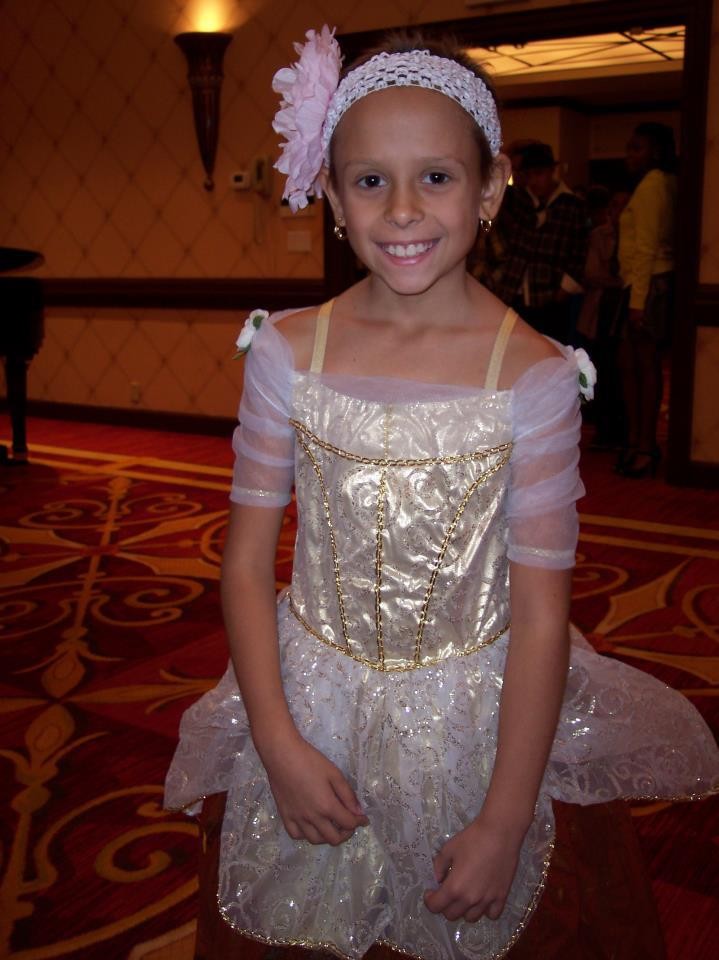 девочка изобрела рюкзак больные раком, i-pack, лечение рака изобрела рюкзак, Кайли Симондс, Kylie Simonds)