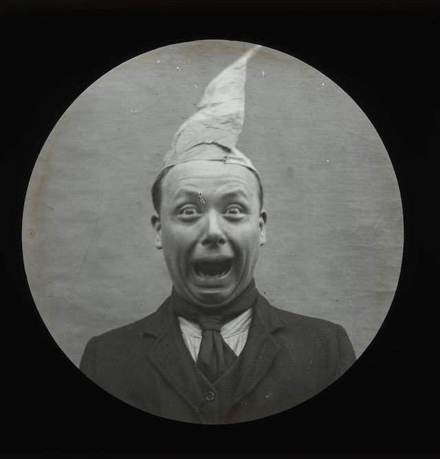 смешные ретро фотографии, ретро фотографии корчат рожи, люди корчат рожи на старых фото