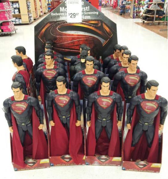 здесь что-то не так, лишние вещи на фото, лишние элементы на фотографиях