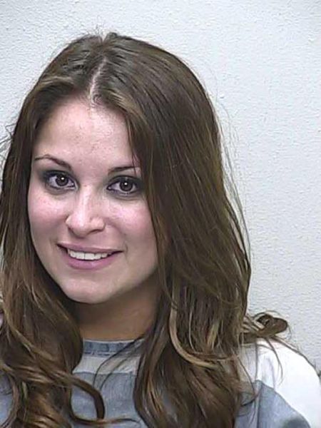 магшоты девушек, арестованные девушки, красотки в тюрьме