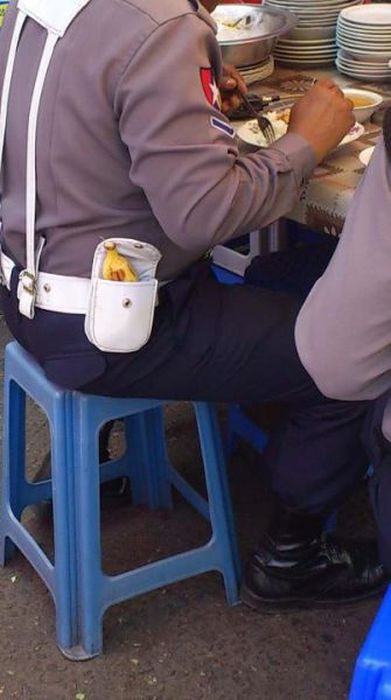 Смешные моменты полицеиских, смешные полицейские, полицейские будни