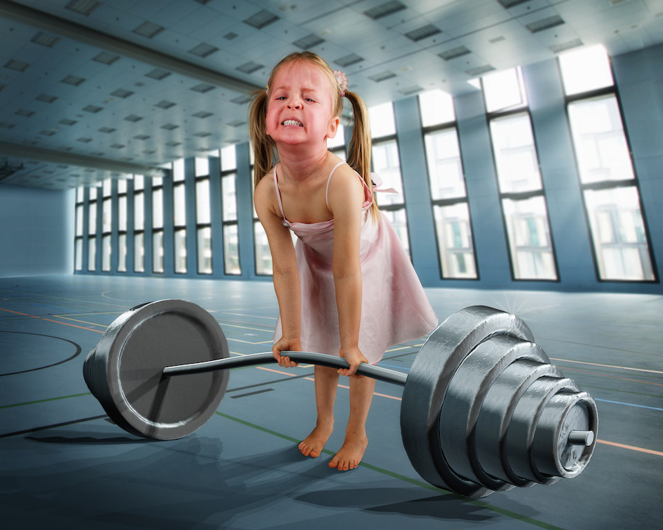 Творческий отец создаёт сумасшедшие фотоманипуляции со своими дочерьми фотоманипуляции, творческий креативный папа, отец и дети, John Wilhelm Джон Вильгельм