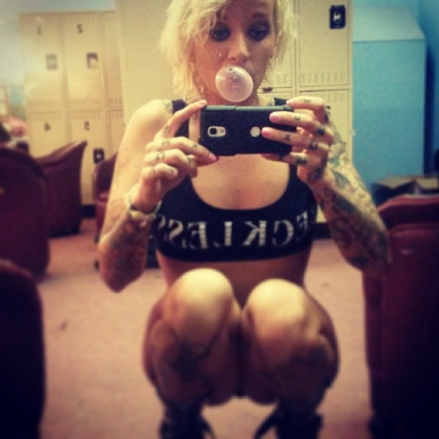 фото из гримерок, фотографии танцовщиц