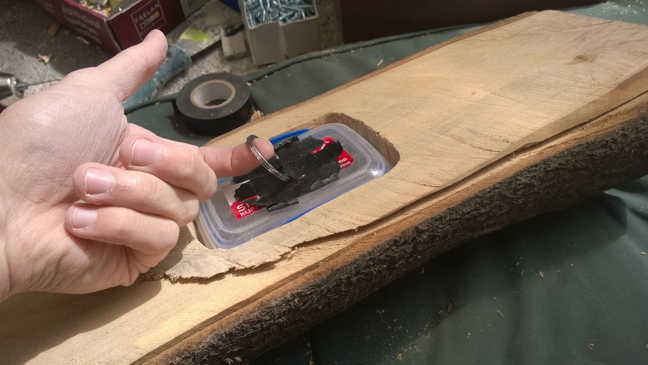 тайник из дерева, тайник своими руками. надёжный тайник