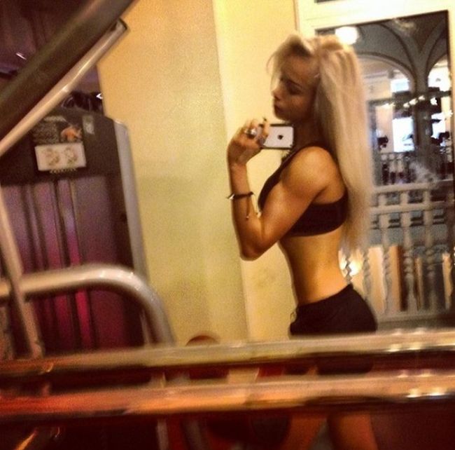 Одесская Барби Валерия Лукьянова занялась фитнесом и накачала мышцы Барби Валерия Лукьянова Amatue, Лукьянова накачалась