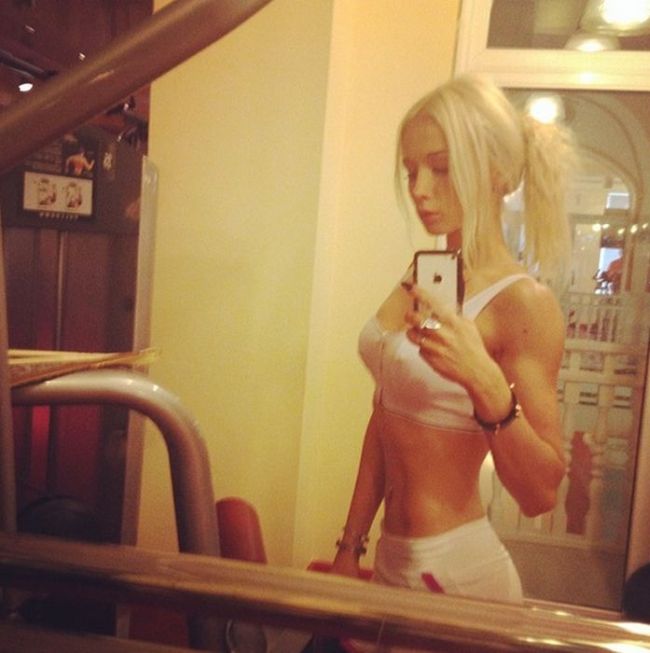 Одесская Барби Валерия Лукьянова занялась фитнесом и накачала мышцы Барби Валерия Лукьянова Amatue, Лукьянова накачалась