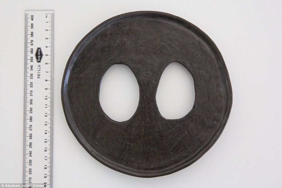 Атайе Элигидагне, Ataye Eligidagne, самый большой диск в губе