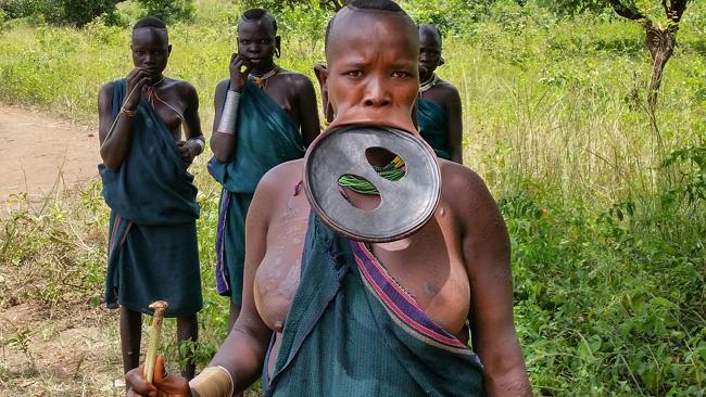 Атайе Элигидагне, Ataye Eligidagne, самый большой диск в губе