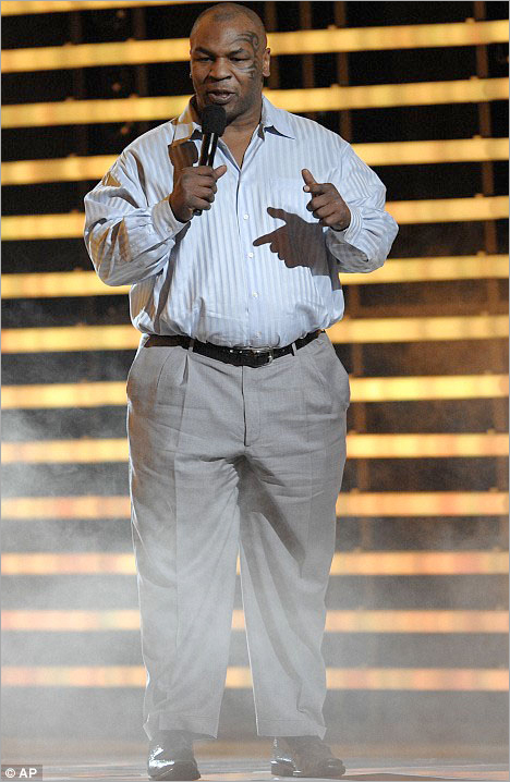 звезды имеющие проблемы с наркотиками, знаменитости алкоголики, звезды наркоманы, проблемы знаменитостей с наркотиками и алкоголем