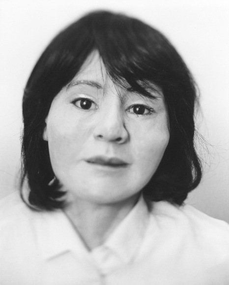 Фотограф снимает мертвых людей, но не так как вы думаете Арне Свенсон, Arne Svenson посмертные, фотографии реконструкции погибших людей, скульптуры воссоздание лиц погибших, художники-криминалисты скульптуры погибших,