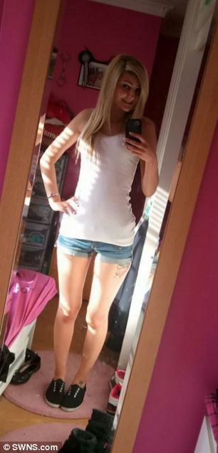 Девушка увеличила грудь с первого до пятого размера за счет пожертвований в интернете увеличила грудь пожертвования, Джемини Смит,Gemini Smith, с первого до пятого размера