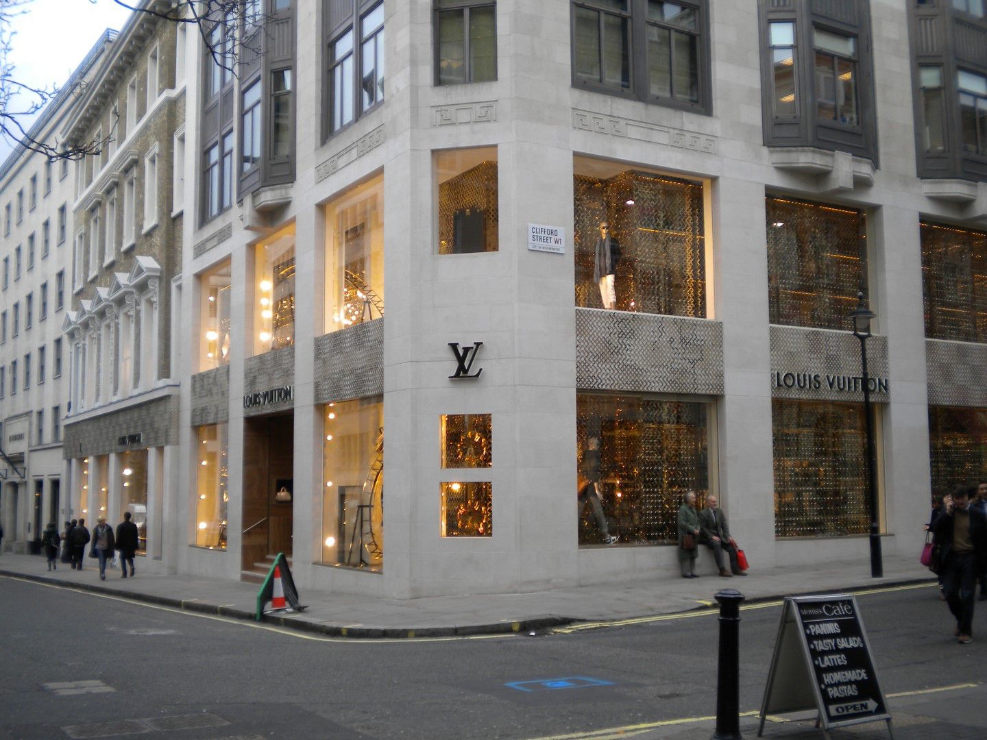 самые крупные ограбления, самые известные ограбления в мире