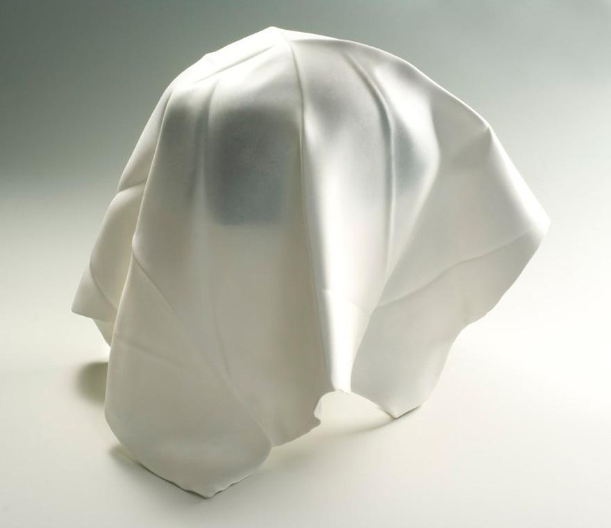 реалистичные скульптуры из дерева, художник Тома Эккерт, Tom Eckert, скульптуры дерево ткань