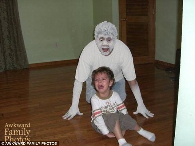 Самые смешные и нелепые фотографии отцов со своими детьми смешные фото день отца, смешные фотографии отцы дети