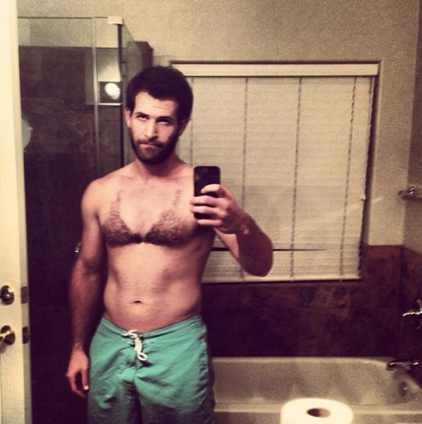 Мужчины и их волосатые «лифчики» #chesthairbikini Instagram, мужчины волосатые «лифчики»