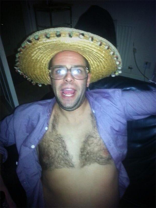 Мужчины и их волосатые «лифчики» #chesthairbikini Instagram, мужчины волосатые «лифчики»