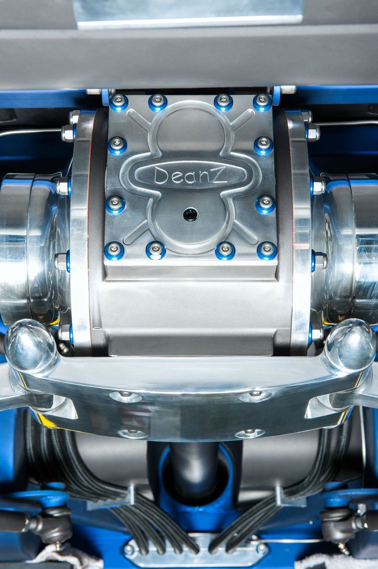 ржавый кузов Karmann Ghia 1967, Blue Mamba Viper, из ржавого кузова в шикарный автомобиль