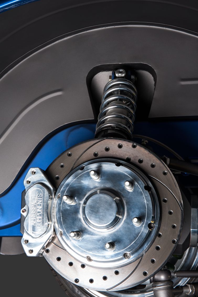 ржавый кузов Karmann Ghia 1967, Blue Mamba Viper, из ржавого кузова в шикарный автомобиль