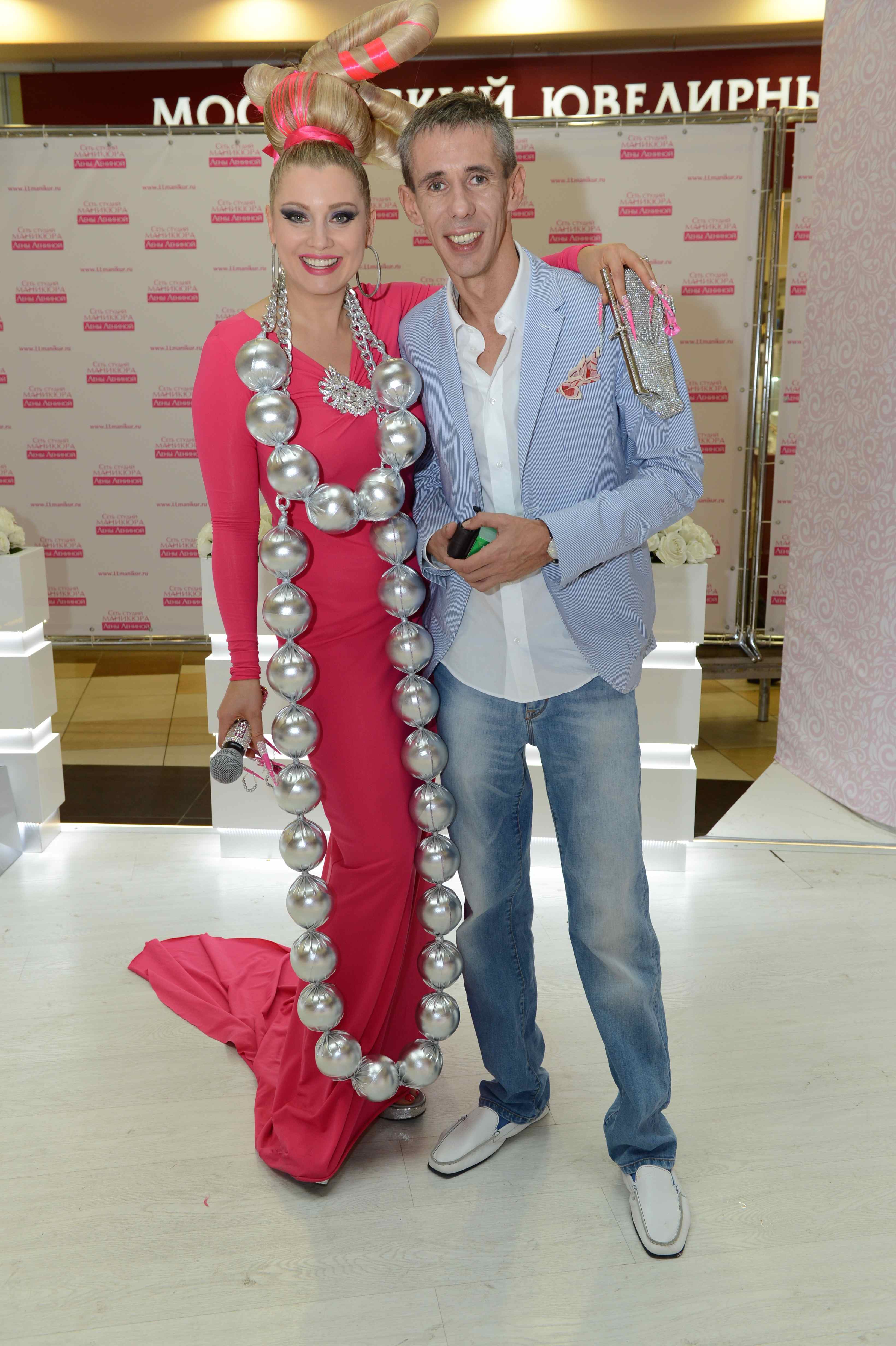 лена ленина котёнок, лена ленина ядовито-розовый котёнок