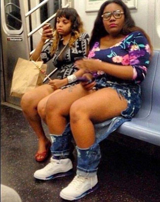 поход по магазинам кошмар, девушки не любят покупать одежду, покупка одежды кошмар для женщин