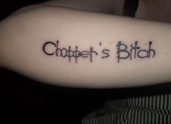 Торз Рейнольдс, Torz Reynolds, срезала татуировку, экс-бойфренд,