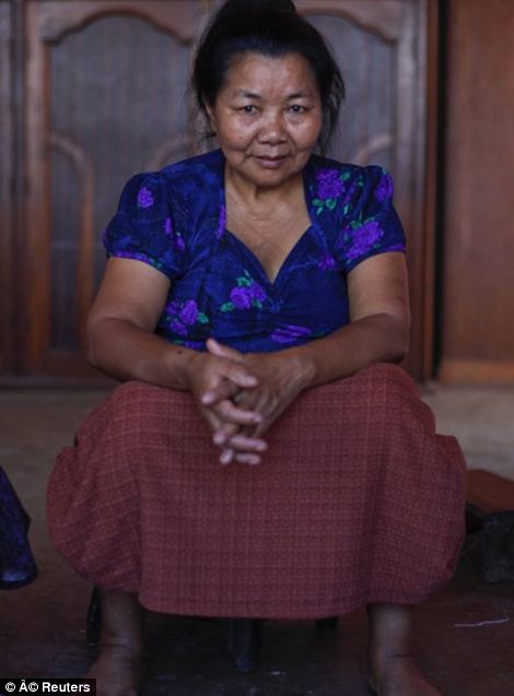 Зионнгхака Чана - самый важный избиратель Индии, у которого 39 жен и 127 детей Зионнгхака Чана, Zionnghaka Chana, самый важный избиратель Индии, имеет 39 жен и 127 детей, стокомнатный дом,100-комнатный дом