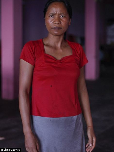 Зионнгхака Чана - самый важный избиратель Индии, у которого 39 жен и 127 детей Зионнгхака Чана, Zionnghaka Chana, самый важный избиратель Индии, имеет 39 жен и 127 детей, стокомнатный дом,100-комнатный дом