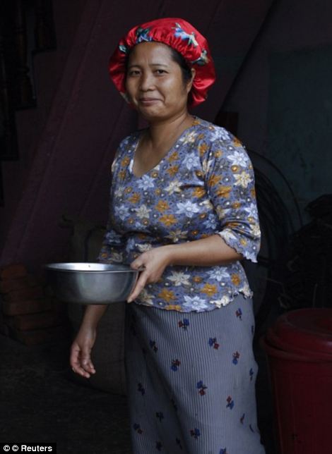 Зионнгхака Чана - самый важный избиратель Индии, у которого 39 жен и 127 детей Зионнгхака Чана, Zionnghaka Chana, самый важный избиратель Индии, имеет 39 жен и 127 детей, стокомнатный дом,100-комнатный дом