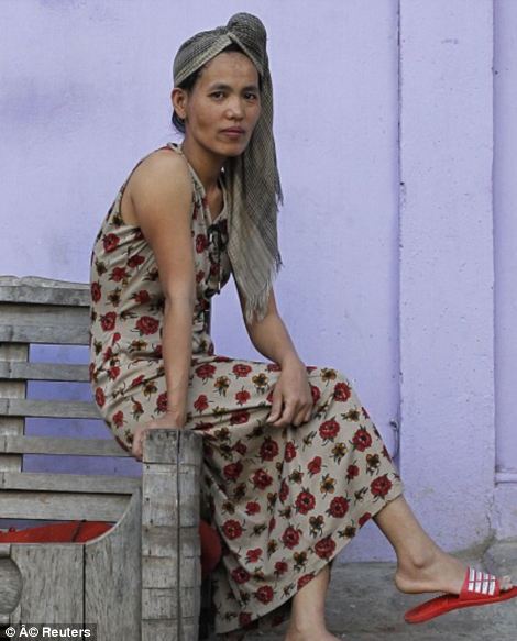 Зионнгхака Чана - самый важный избиратель Индии, у которого 39 жен и 127 детей Зионнгхака Чана, Zionnghaka Chana, самый важный избиратель Индии, имеет 39 жен и 127 детей, стокомнатный дом,100-комнатный дом