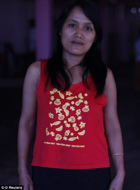 Зионнгхака Чана - самый важный избиратель Индии, у которого 39 жен и 127 детей Зионнгхака Чана, Zionnghaka Chana, самый важный избиратель Индии, имеет 39 жен и 127 детей, стокомнатный дом,100-комнатный дом