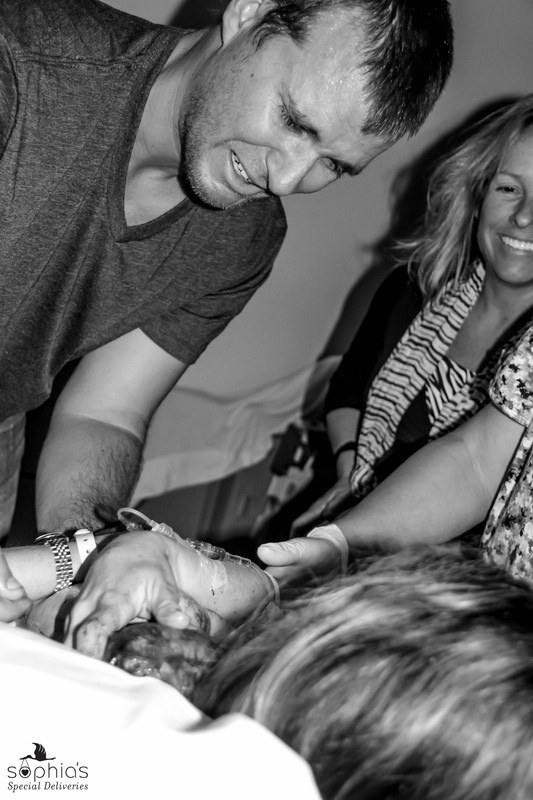 Невероятно трогательные фотографии отцов, увидевших своих детей в первый раз фотографии отцов, увидевших своих детей в первый раз